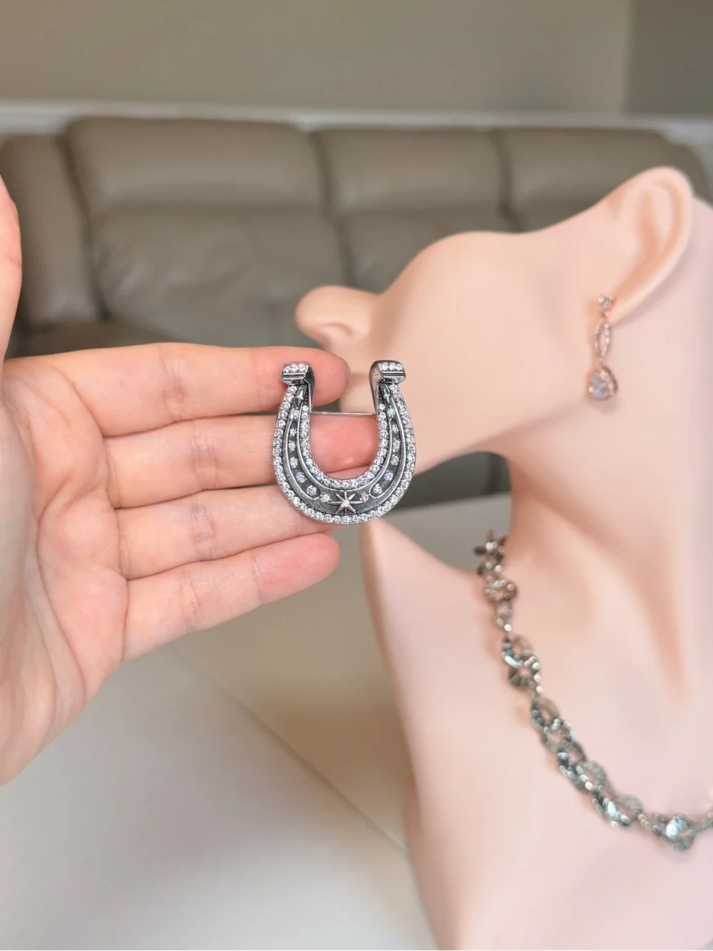Anthropologie elegant horseshoe